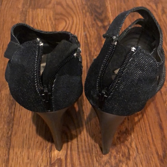 🛍 4/$20 - Qupid Like New Dark Blue Denim High Heel Sandals - Picture 5 of 7